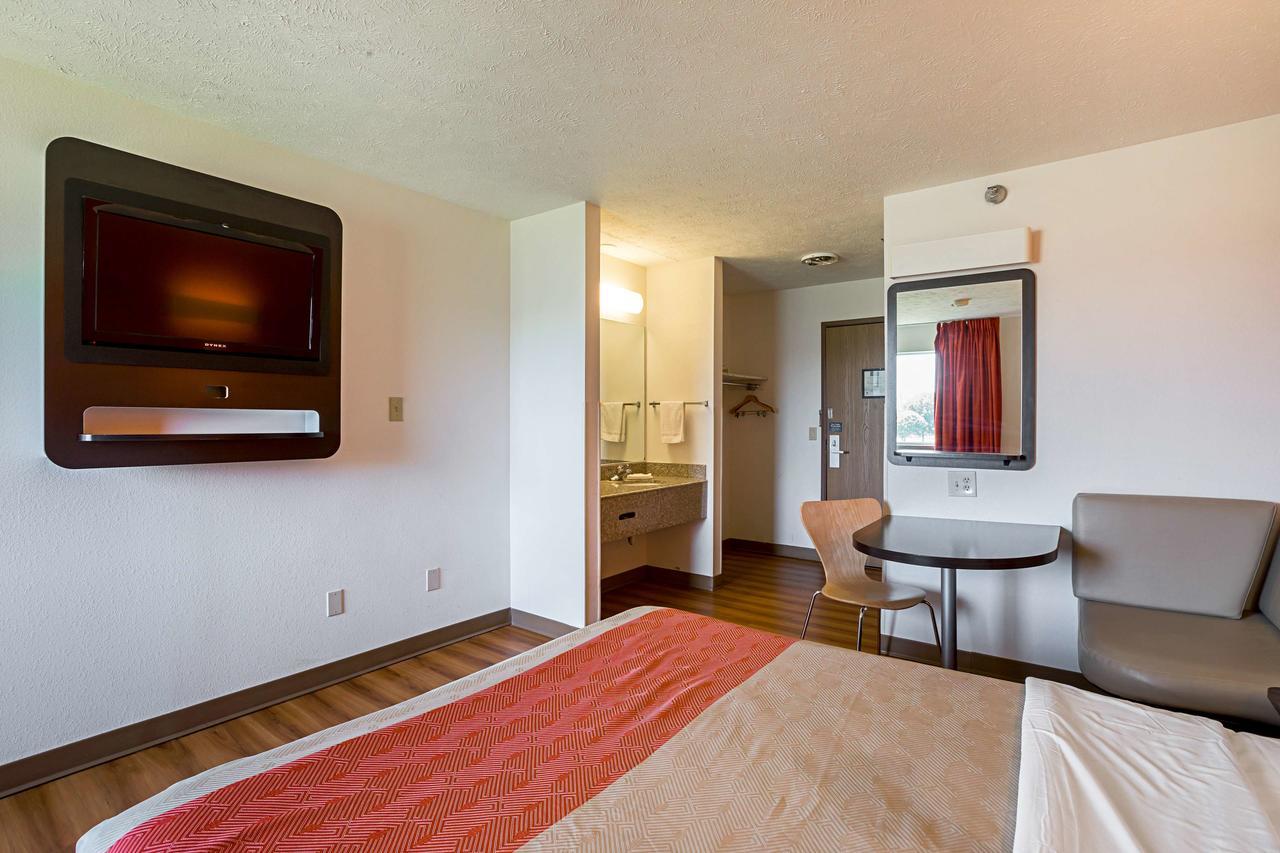 Motel 6 Omaha - Iat West Dış mekan fotoğraf