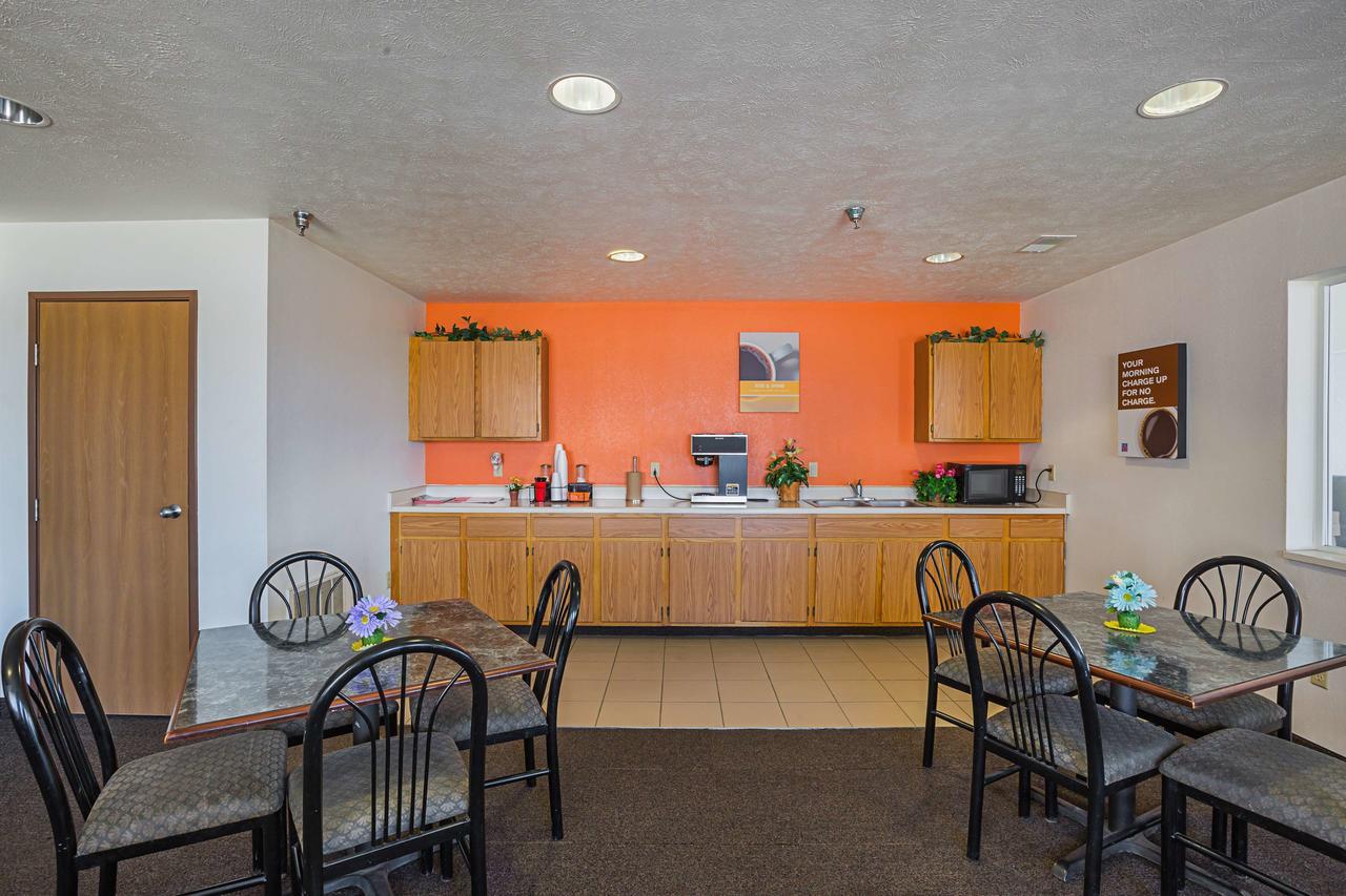 Motel 6 Omaha - Iat West Dış mekan fotoğraf